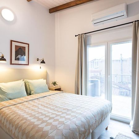 Modern City Center Loft Янина Экстерьер фото
