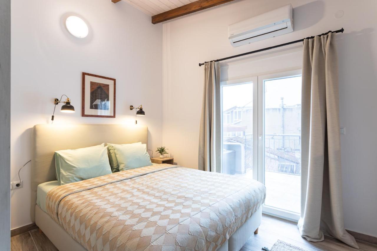 Modern City Center Loft Янина Экстерьер фото