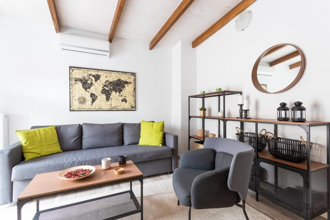 Modern City Center Loft Янина Экстерьер фото